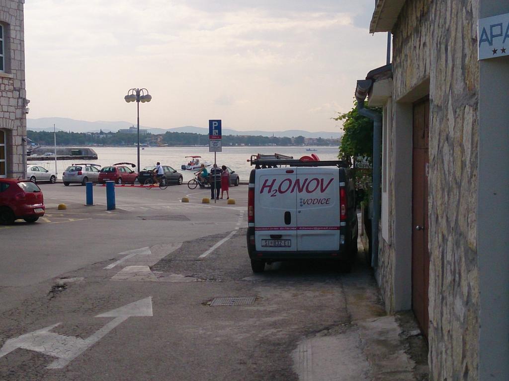 Holiday Home Tonci فوديس الغرفة الصورة