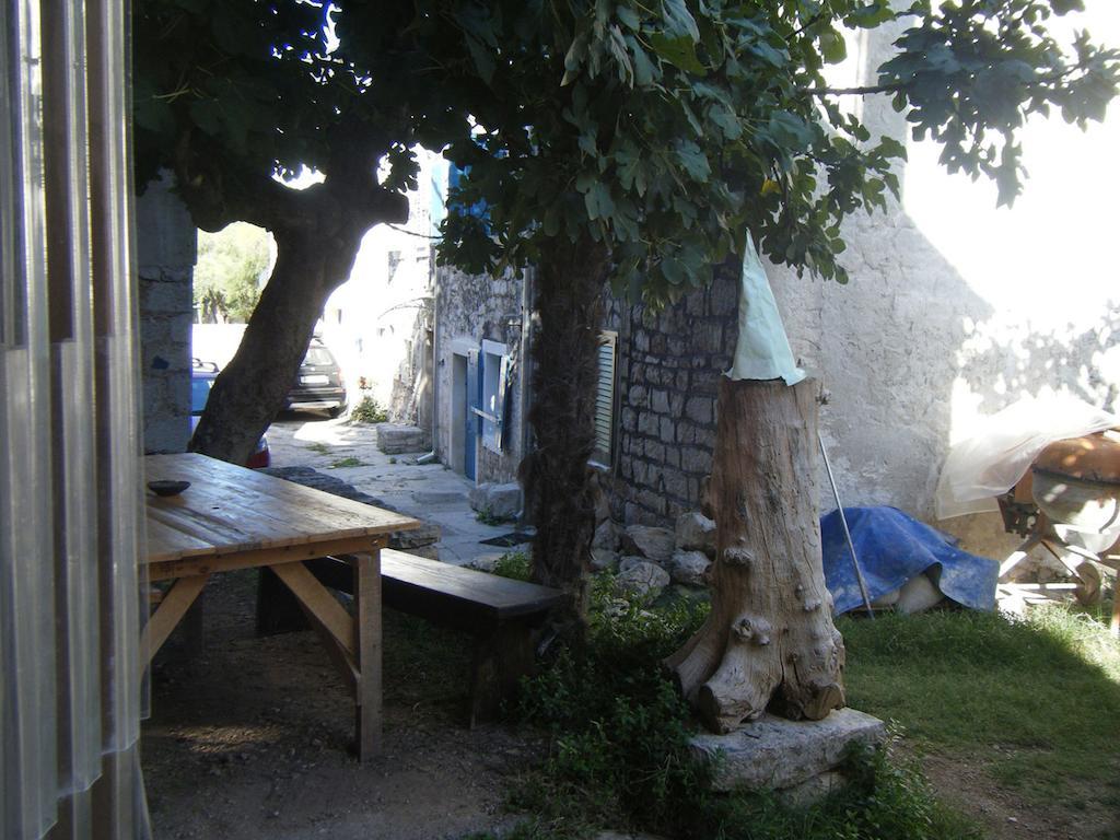 Holiday Home Tonci فوديس الغرفة الصورة